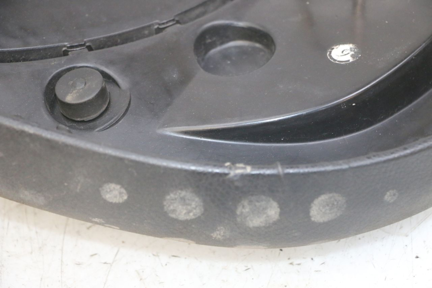 photo de SELLE PEUGEOT VIVACITY NEW 4T 50 (2008 - 2017) - Détails caractéristiques