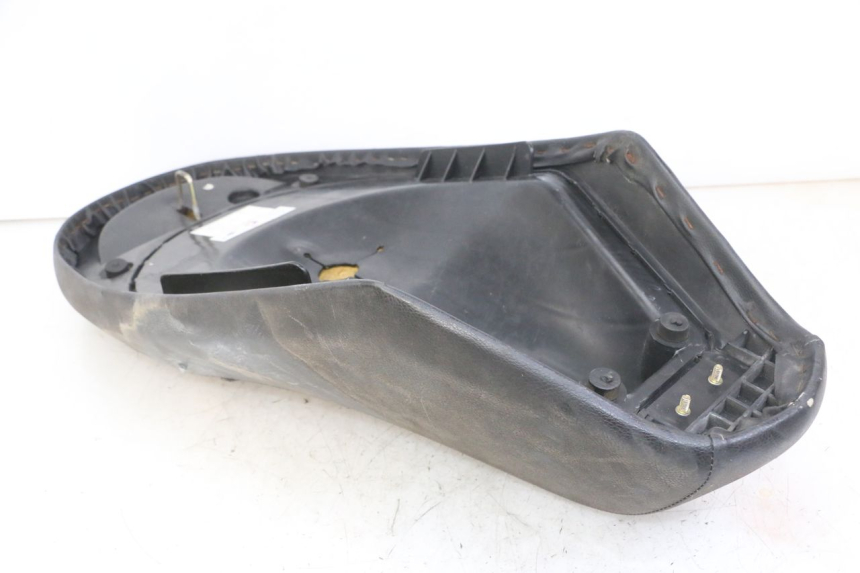 photo de SELLE PEUGEOT VIVACITY NEW 4T 50 (2008 - 2017) - Photo complémentaire