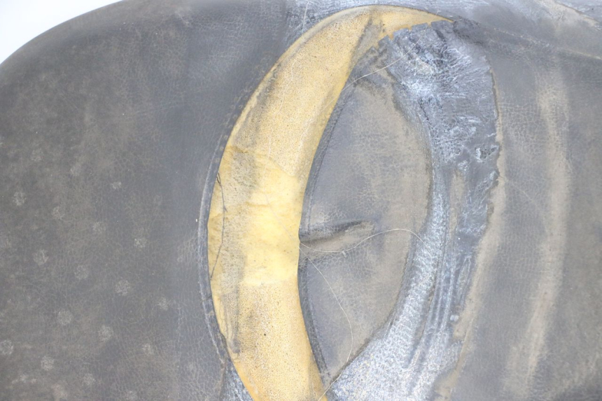 photo de SELLE PEUGEOT VIVACITY NEW 4T 50 (2008 - 2017) - Aperçu profil