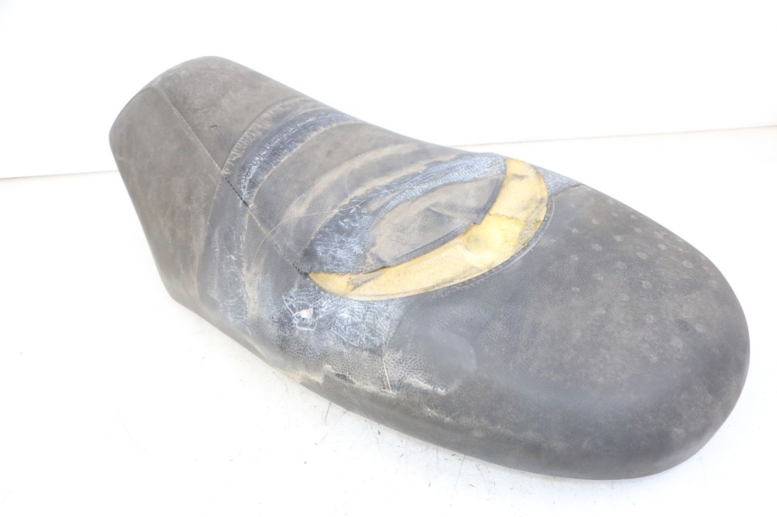 photo de SELLE PEUGEOT VIVACITY NEW 4T 50 (2008 - 2017) - Points de fixation