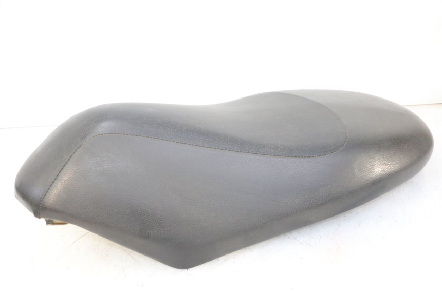 photo de SELLE PEUGEOT VIVACITY NEW 4T 50 (2008 - 2017) - Détails caractéristiques