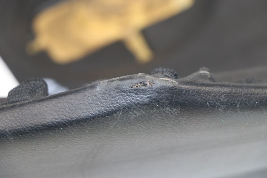 photo de SELLE PEUGEOT VIVACITY 50 (1998 - 2003) - Zoom composants