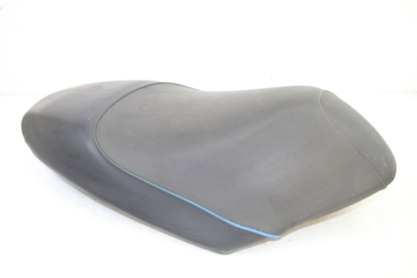 photo de SELLE PEUGEOT VIVACITY 50 (2004 - 2009) - Zoom état d’usage