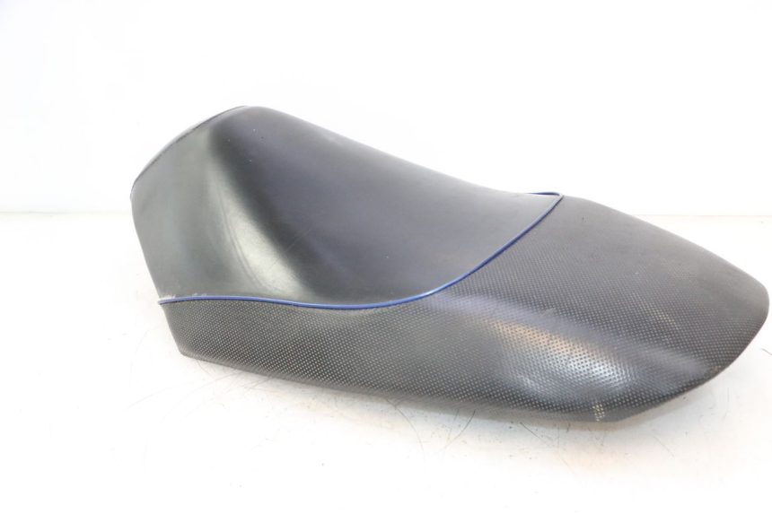photo de SELLE PEUGEOT VIVACITY 50 (1998 - 2003) - Marquages et références