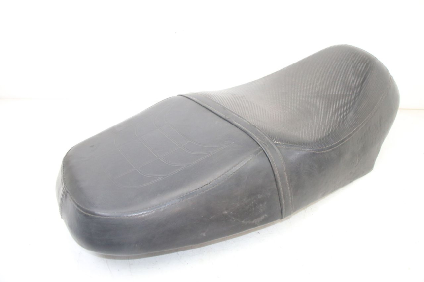 photo de SELLE VONROAD YIBEN 125 (2006 - 2010) - Points de fixation