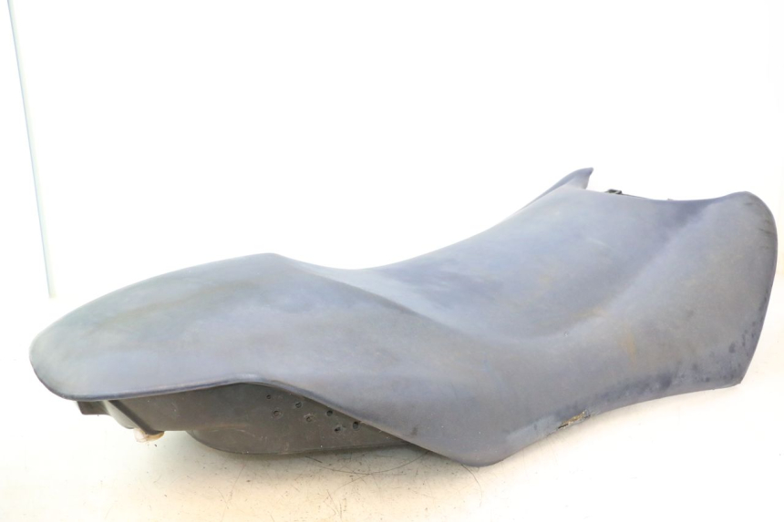 photo de SELLE YAMAHA WAVE RUNNER GP R 1200 (2000 - 2003) - Marquages et références