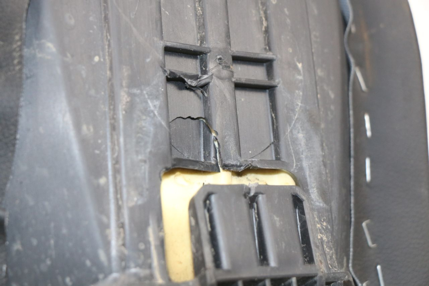 photo de SELLE YAMAHA WR R 125 (2009 - 2017) - Autre angle de vue