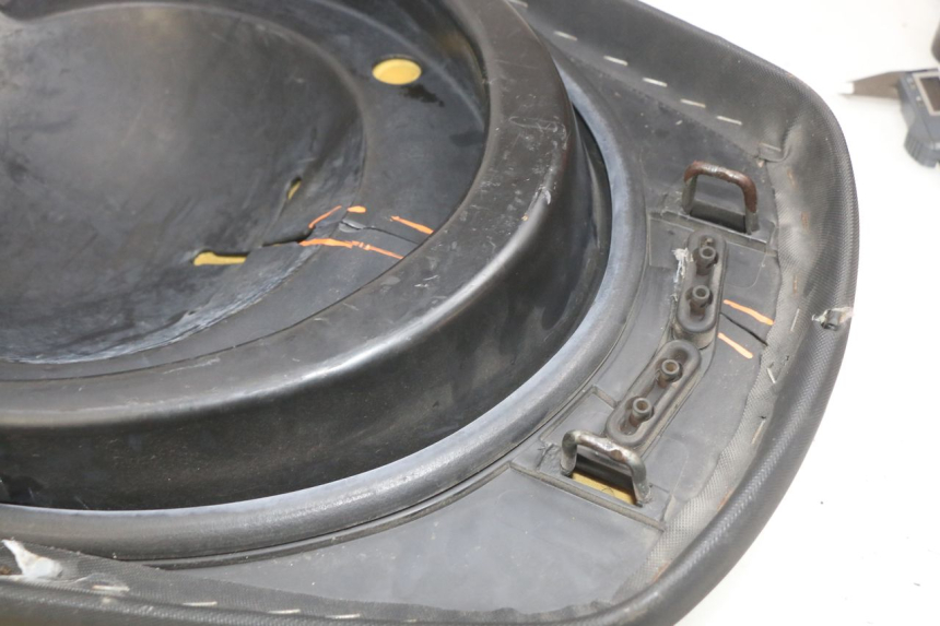 photo de SELLE YAMAHA X-MAX XMAX 250 (2006 - 2009) - Pièce contrôlée