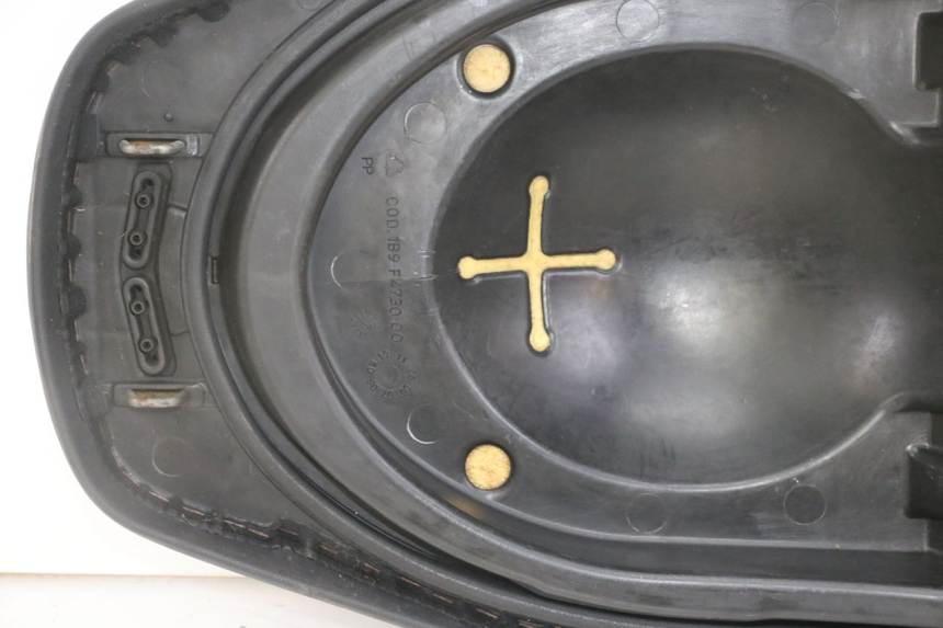 photo de SELLE YAMAHA XMAX X-MAX 125 (2006 - 2009) - Inspection visuelle