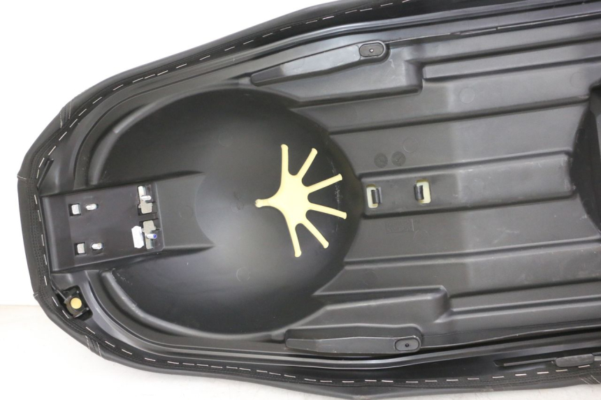 photo de SELLE YAMAHA XMAX X-MAX 125 (2021 - 2025) - Vue produit