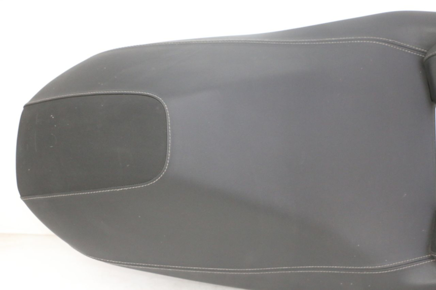 photo de SELLE YAMAHA XMAX X-MAX 125 (2021 - 2025) - Inspection visuelle