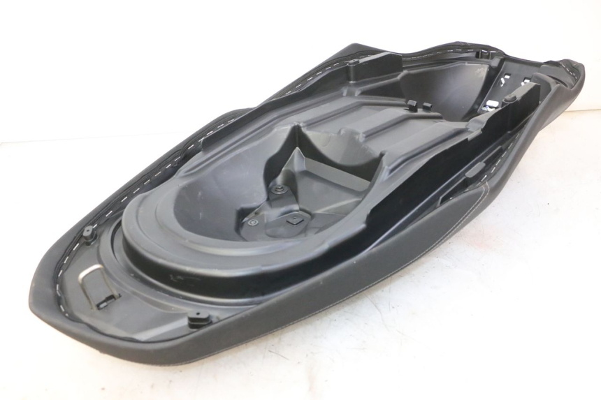 photo de SELLE YAMAHA XMAX X-MAX 125 (2021 - 2025) - Zoom état d’usage