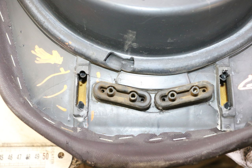 photo de SELLE YAMAHA X-MAX XMAX 250 (2006 - 2009) - Détails caractéristiques