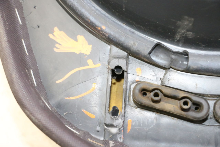 photo de SELLE YAMAHA X-MAX XMAX 250 (2006 - 2009) - Vue rapprochée