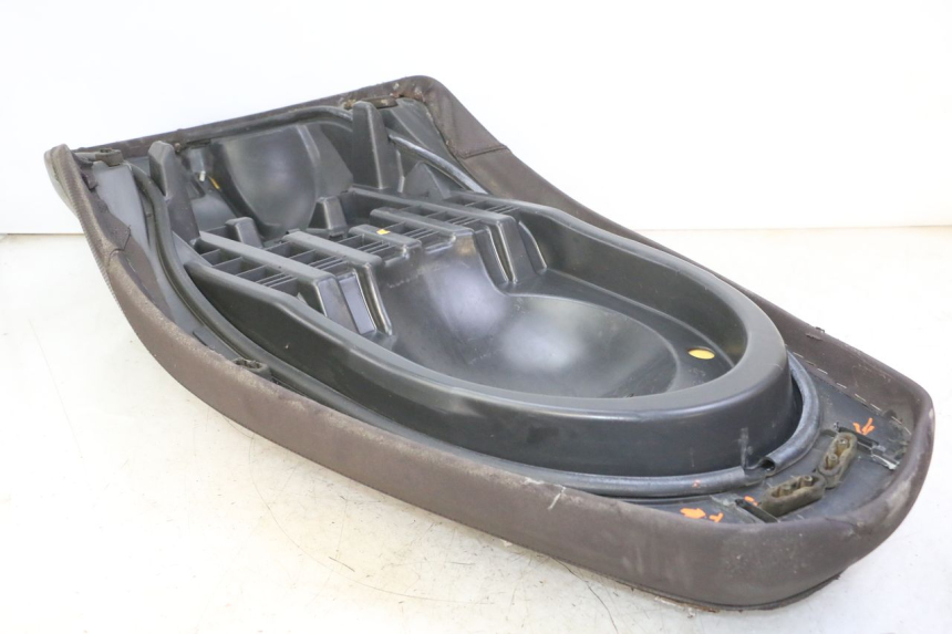 photo de SELLE YAMAHA X-MAX XMAX 250 (2006 - 2009) - Photo complémentaire