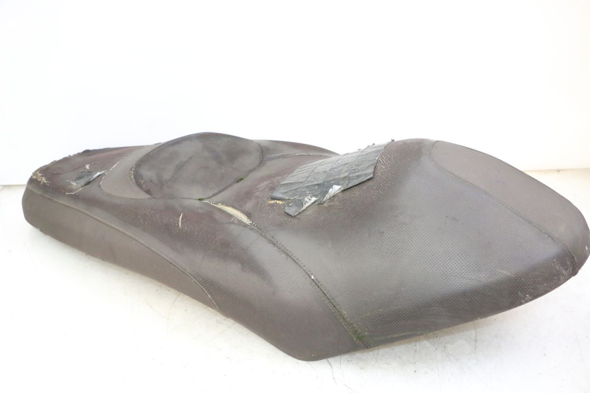 photo de SELLE YAMAHA X-MAX XMAX 250 (2006 - 2009) - Zoom état d’usage