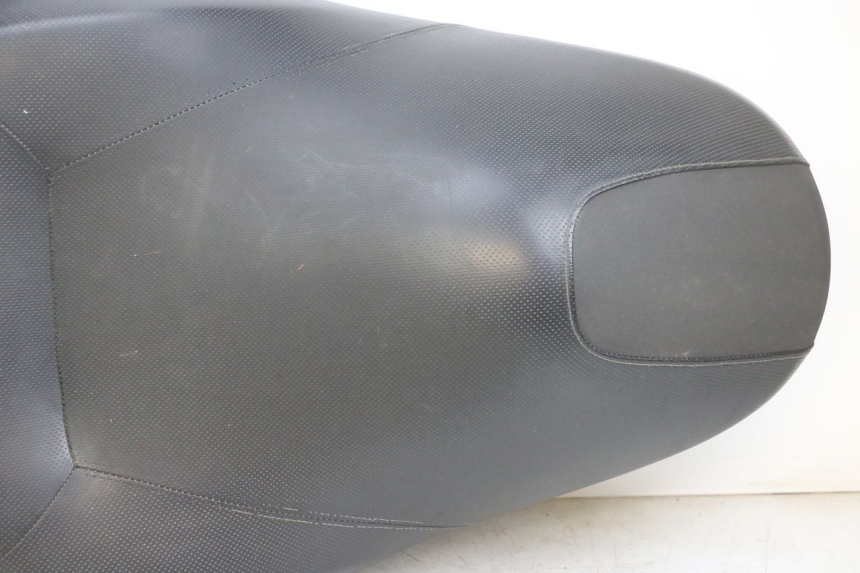 photo de SELLE YAMAHA XMAX X-MAX 125 (2006 - 2009) - Angle alternatif