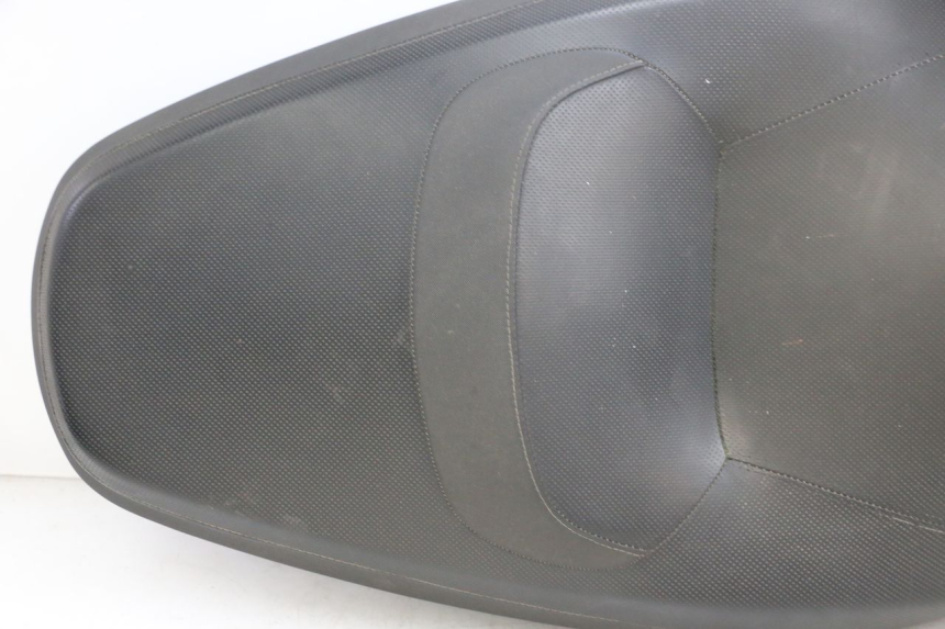 photo de SELLE YAMAHA XMAX X-MAX 125 (2006 - 2009) - Aperçu profil