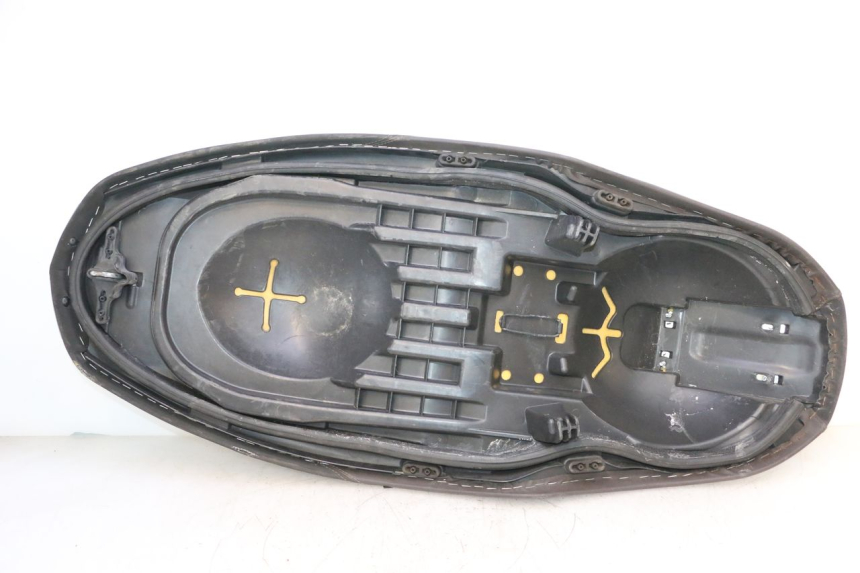 photo de SELLE YAMAHA X-MAX XMAX 125 (2010 - 2013) - Autre angle de vue