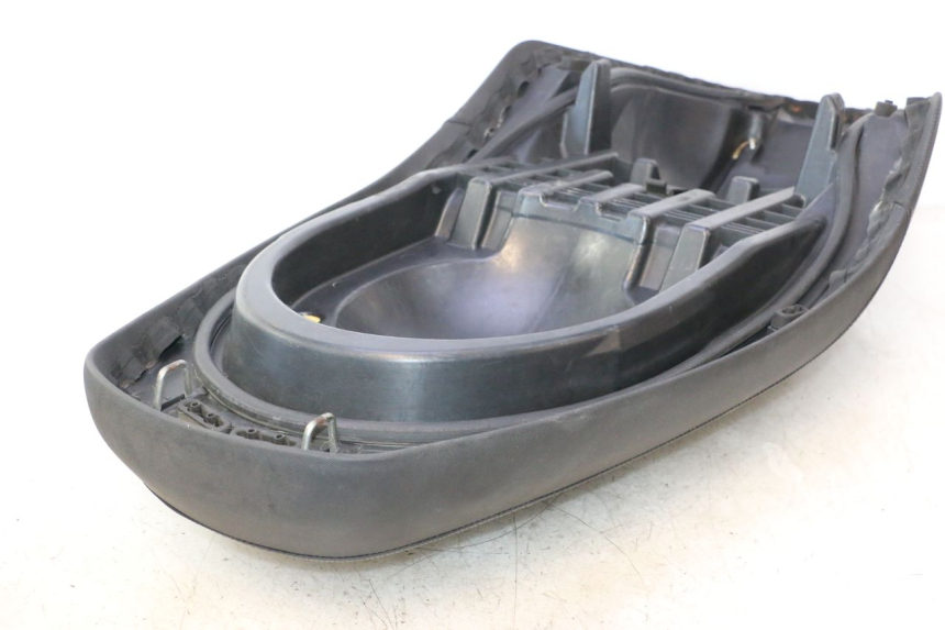 photo de SELLE YAMAHA XMAX X-MAX 125 (2006 - 2009) - Vue d’ensemble