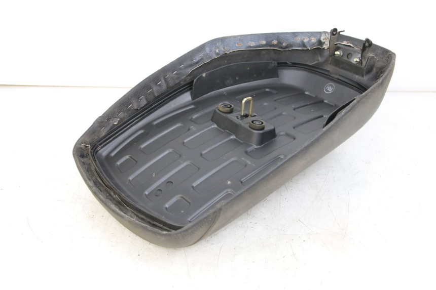 photo de SELLE SYM X-PRO 4T 50 (2014 - 2021) - Points de fixation