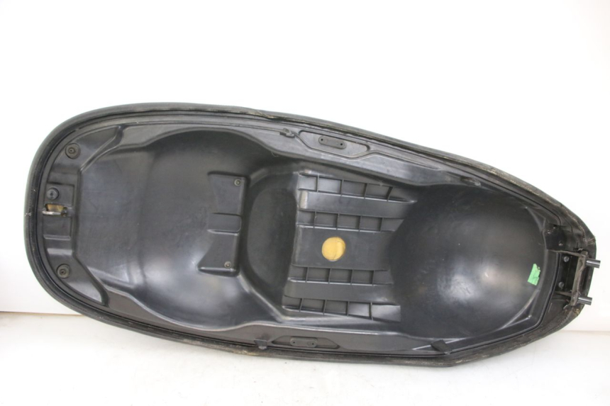 photo de SELLE PIAGGIO X10 125 (2012 - 2017) - Vue rapprochée