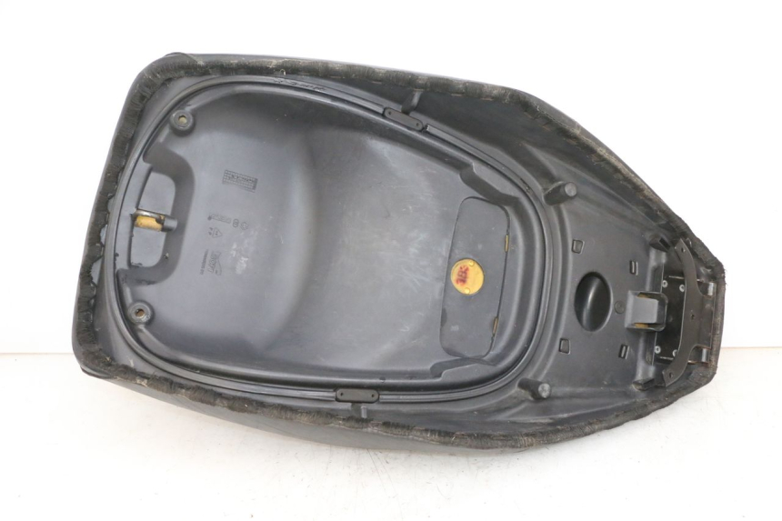 photo de SELLE PIAGGIO X8 125 (2004 - 2007) - Focus structure
