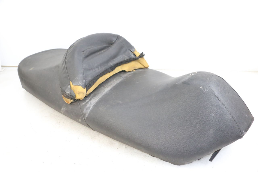 photo de SELLE PIAGGIO X9 125 (2000 - 2003) - Détail de la pièce