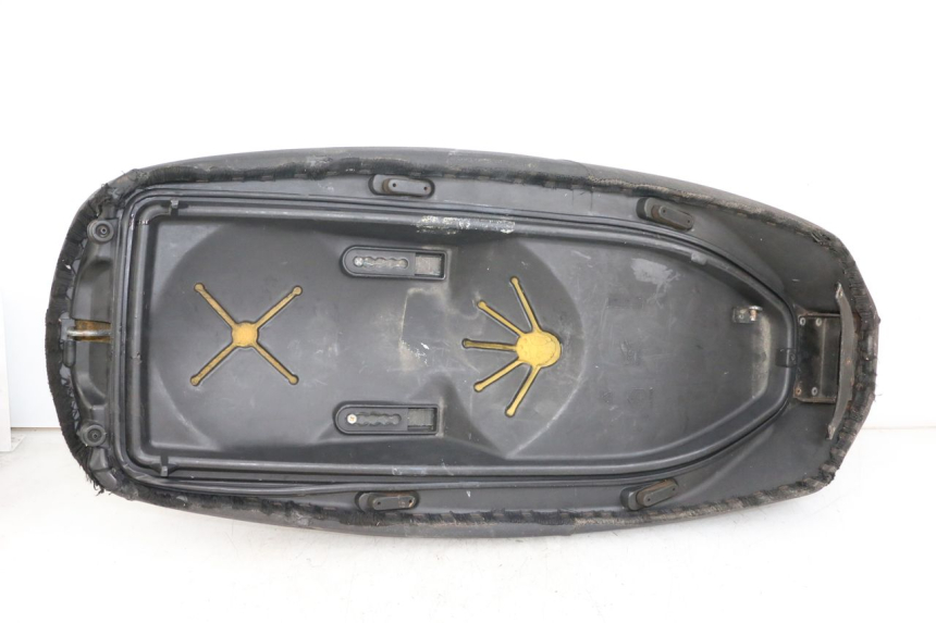 photo de SELLE PIAGGIO X9 125 (2000 - 2003) - Photo complémentaire