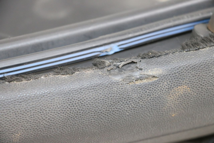 photo de SELLE PIAGGIO X9 125 (2000 - 2003) - Marquages et références