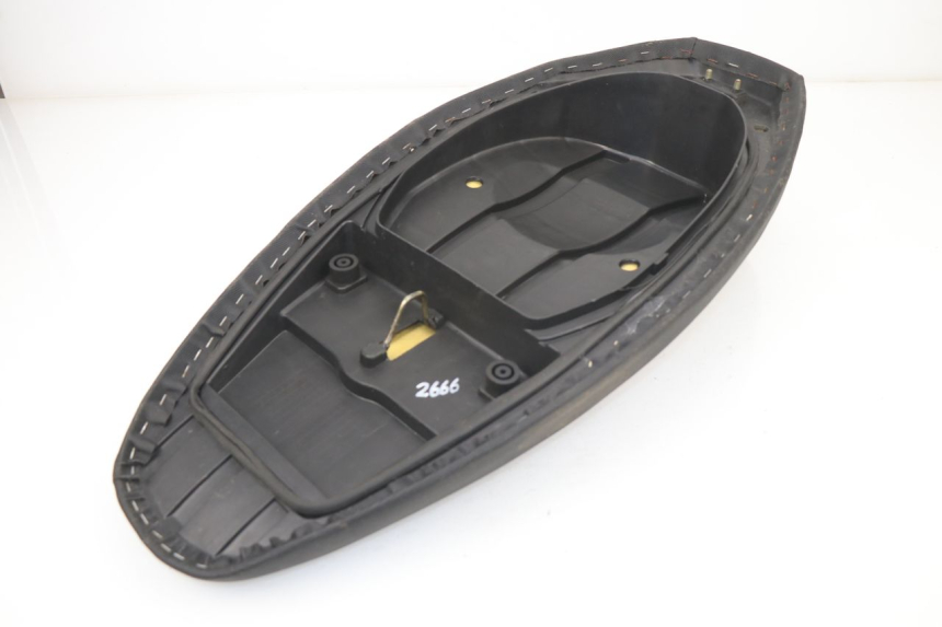 photo de SELLE RAZZO XENON 4T 50 (2008 - 2012) - Vue rapprochée