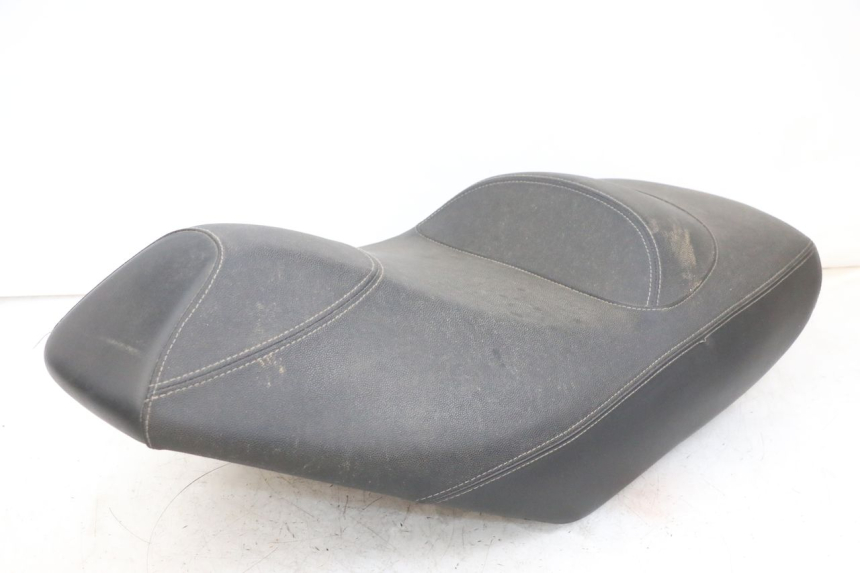 photo de SELLE PIAGGIO XEVO - X EVO 125 (2007 - 2017) - Vue rapprochée