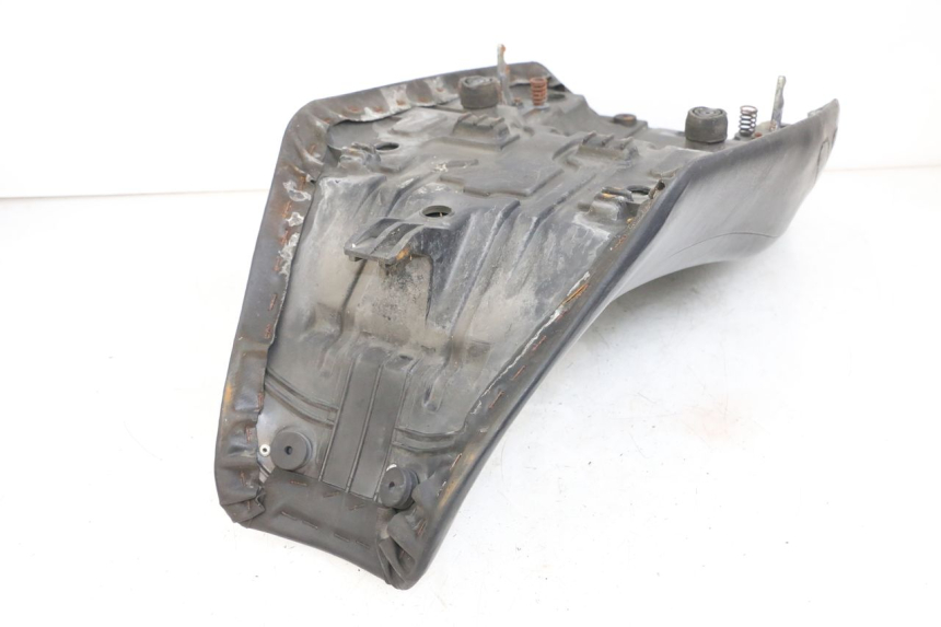 photo de SELLE YAMAHA XJ F 900 (1983 - 1994) - Vue d’ensemble