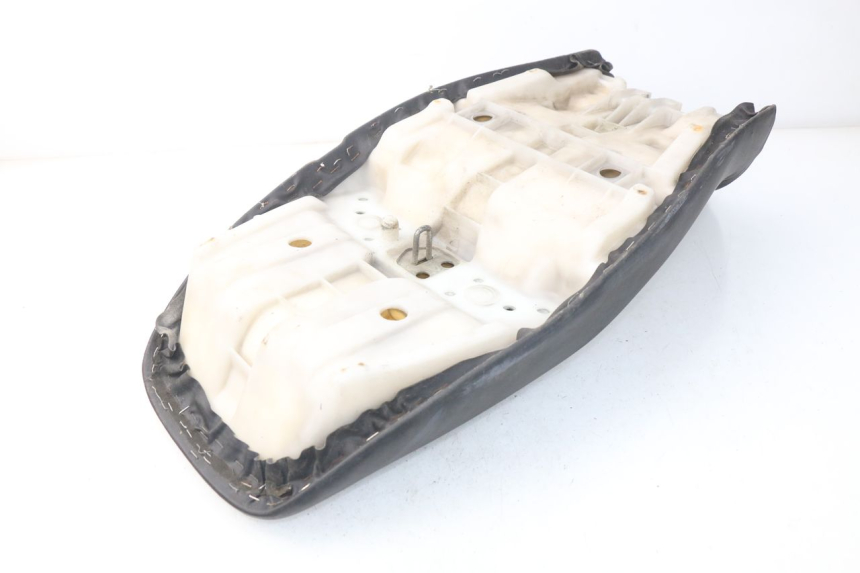 photo de SELLE YAMAHA XJ600 XJ DIVERSION 600 (1992 - 1997) - Détails caractéristiques