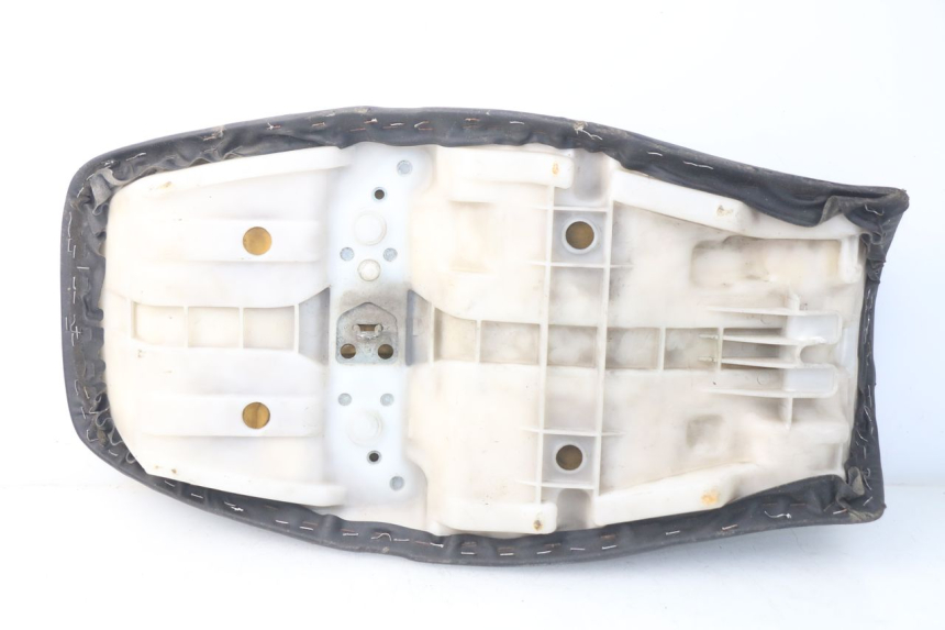 photo de SELLE YAMAHA XJ600 XJ DIVERSION 600 (1992 - 1997) - Inspection visuelle