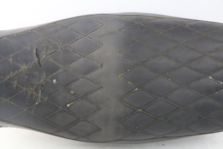 photo de SELLE YAMAHA XJN XJ N DIVERSION 600 (1994 - 1997) - Zoom état d’usage