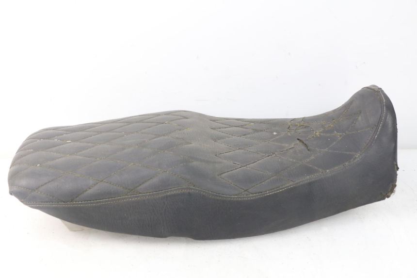 photo de SELLE YAMAHA XJN XJ N DIVERSION 600 (1994 - 1997) - Vue d’ensemble