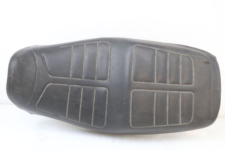 photo de SELLE YAMAHA XJS DIVERSION 600 (1997 - 1999) - Points de fixation