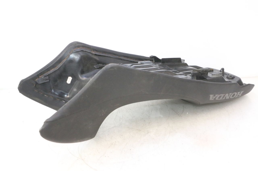 photo de SELLE HONDA XLV VARADERO 125 (2007 - 2012) - Détail de la pièce