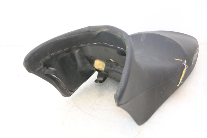 photo de SELLE HONDA XLV VARADERO 125 (2007 - 2012) - Détails caractéristiques