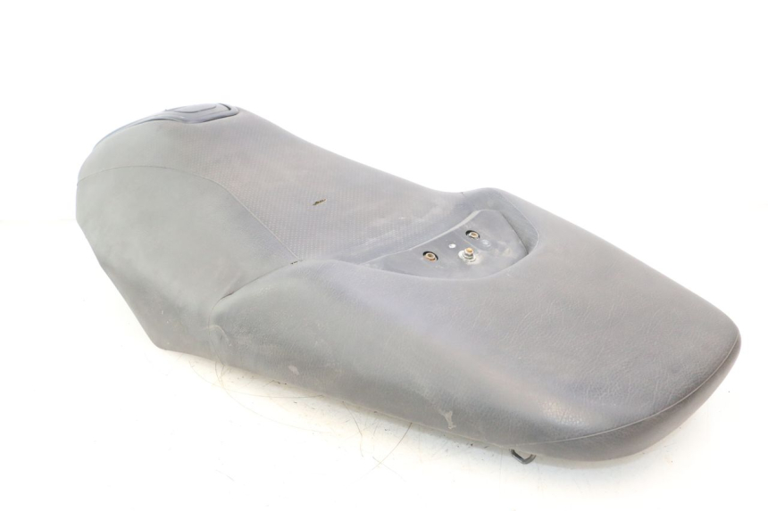 photo de SELLE YAMAHA XP T-MAX ABS 500 (2005 - 2005) - État de surface