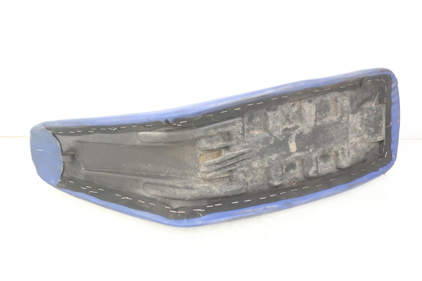 photo de SELLE PEUGEOT XP6 50 (1997 - 2003) - Gros plan technique