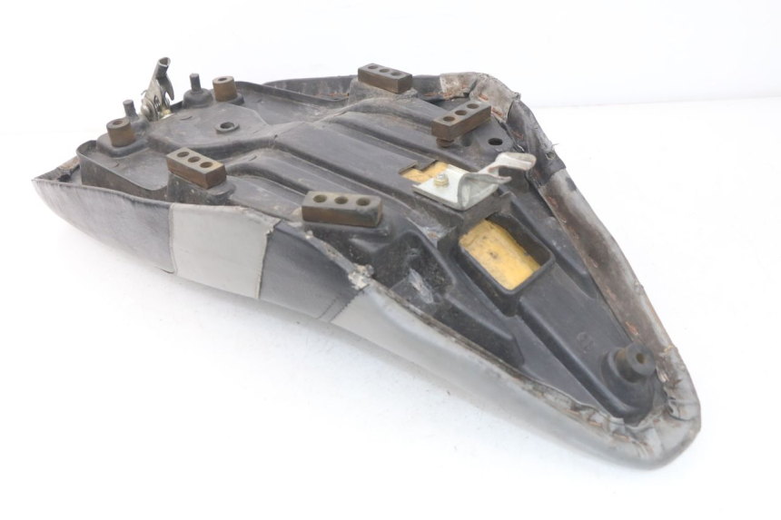 photo de SELLE SHINERAY XY150STE 150 - Marquages et références