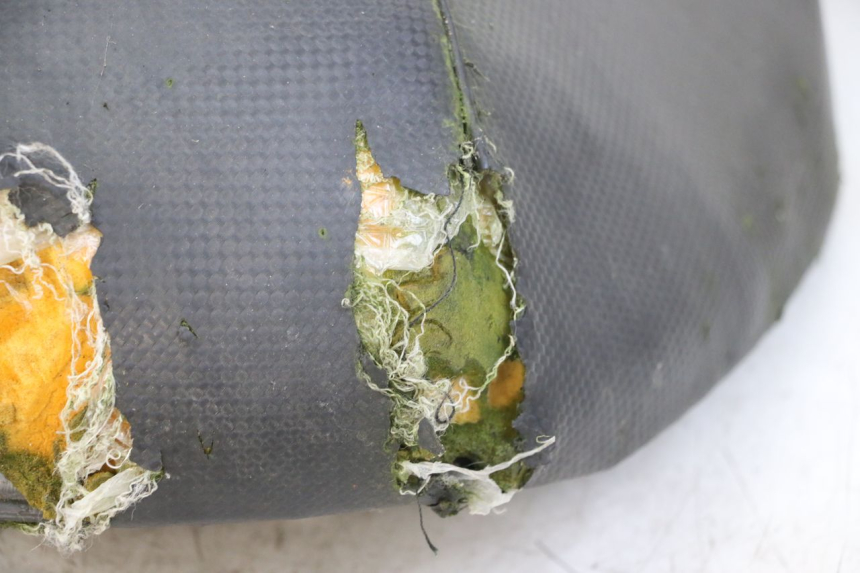 photo de SELLE YAMAHA AEROX 50 (1997 - 2006) - Détails caractéristiques