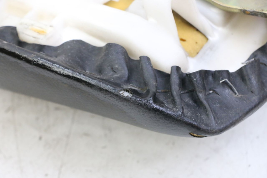 photo de SELLE YAMAHA FZS FAZER 600 (2001 - 2003) - Vue d’ensemble