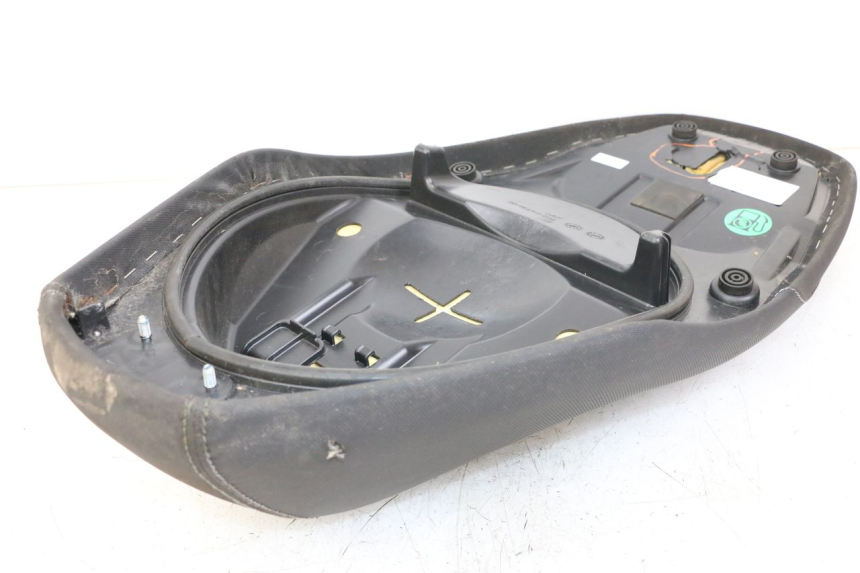 photo de SELLE YAMAHA NEOS NEO'S 4T 50 (2008 - 2016) - Marquages et références