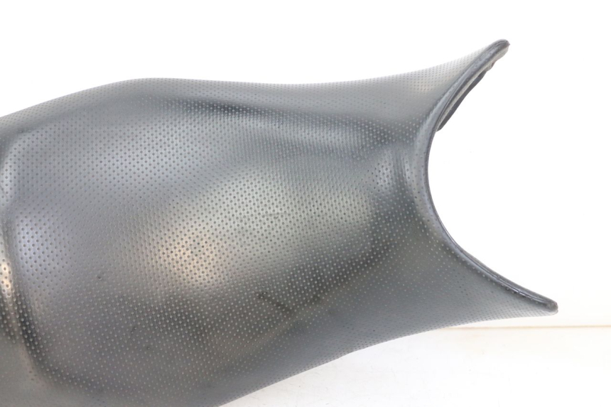 photo de SELLE YAMAHA XJ6 600 (2008 - 2016) - Vue rapprochée
