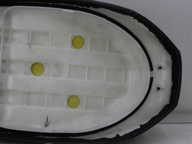 photo de SELLE YAMASAKI YM50QT-N3 RETRO 50 (2012 - 2014) - Zoom composants