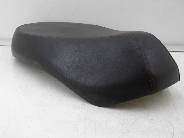 photo de SELLE YAMASAKI YM50QT-N3 RETRO 50 (2012 - 2014) - Points de fixation