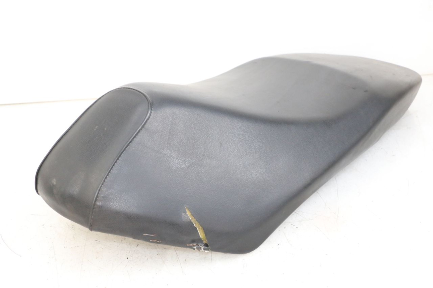 photo de SELLE YAMAHA YN NEO'S 50 (1997 - 2004) - Zoom composants